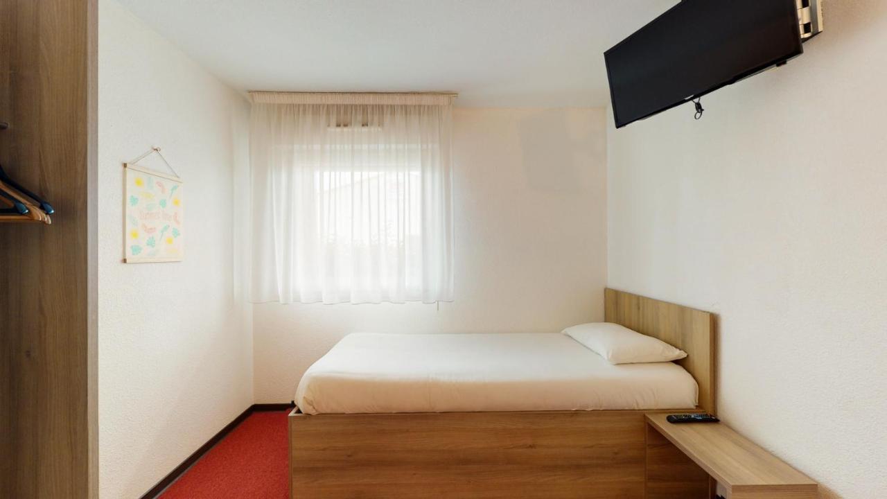 Everhotel De Tarbes-Ibos Exteriér fotografie